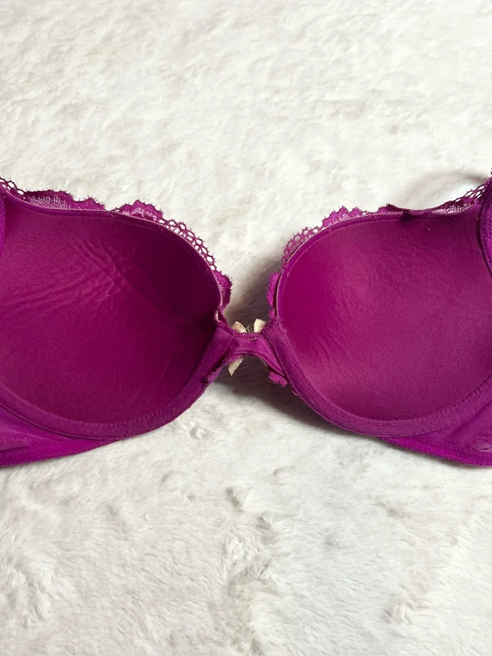 Body by Victoria Fuchsia Lace Push-Up Bra Size 34C